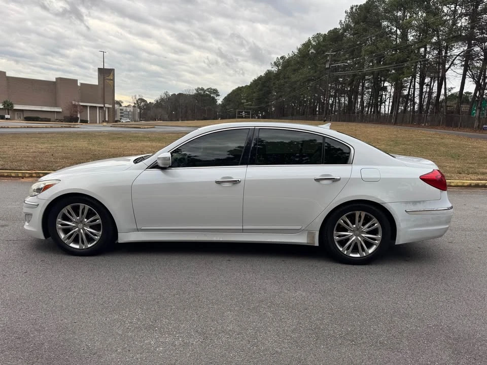2014 Hyundai Genesis - Image 3 of 13