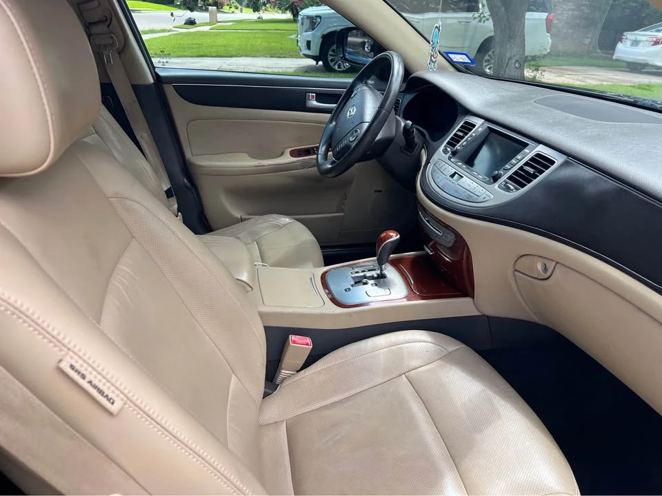 2014 Hyundai Genesis - Image 5 of 6