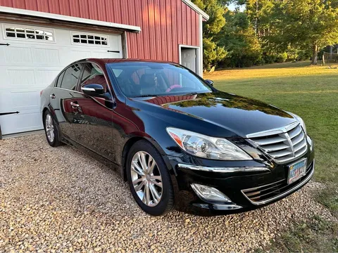 2014 Hyundai Genesis 3.8 Sedan