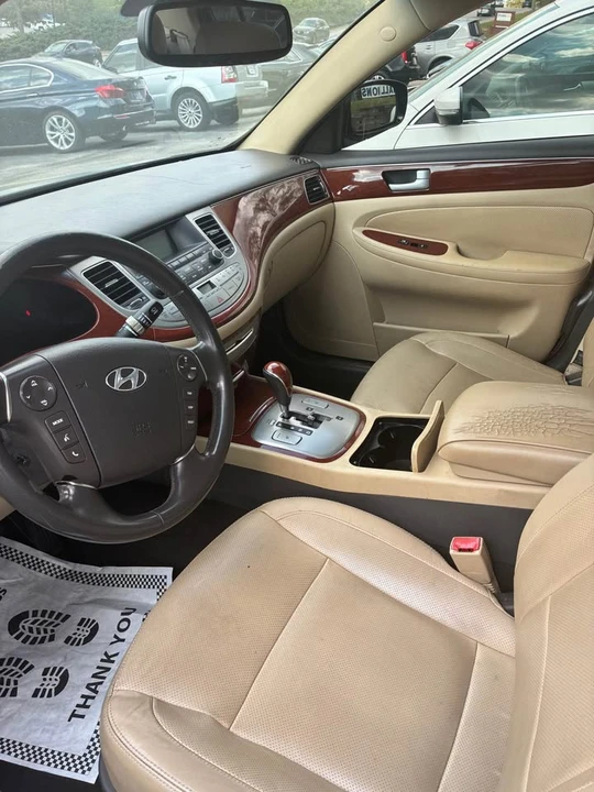 2014 Hyundai Genesis - Image 5 of 6