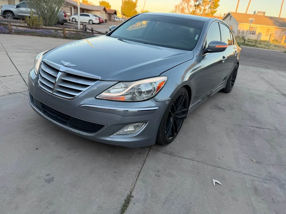 2014 Hyundai Genesis - Image 5 of 13