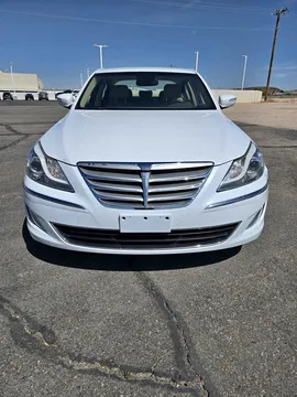 2014 Hyundai Genesis 3.8 Sedan