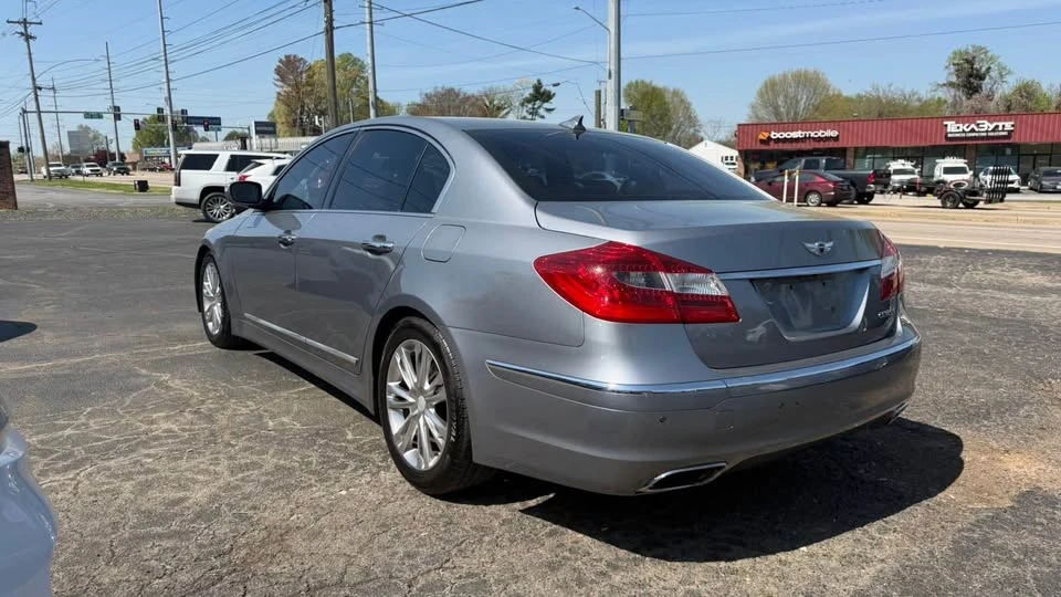 2014 Hyundai Genesis - Image 3 of 12