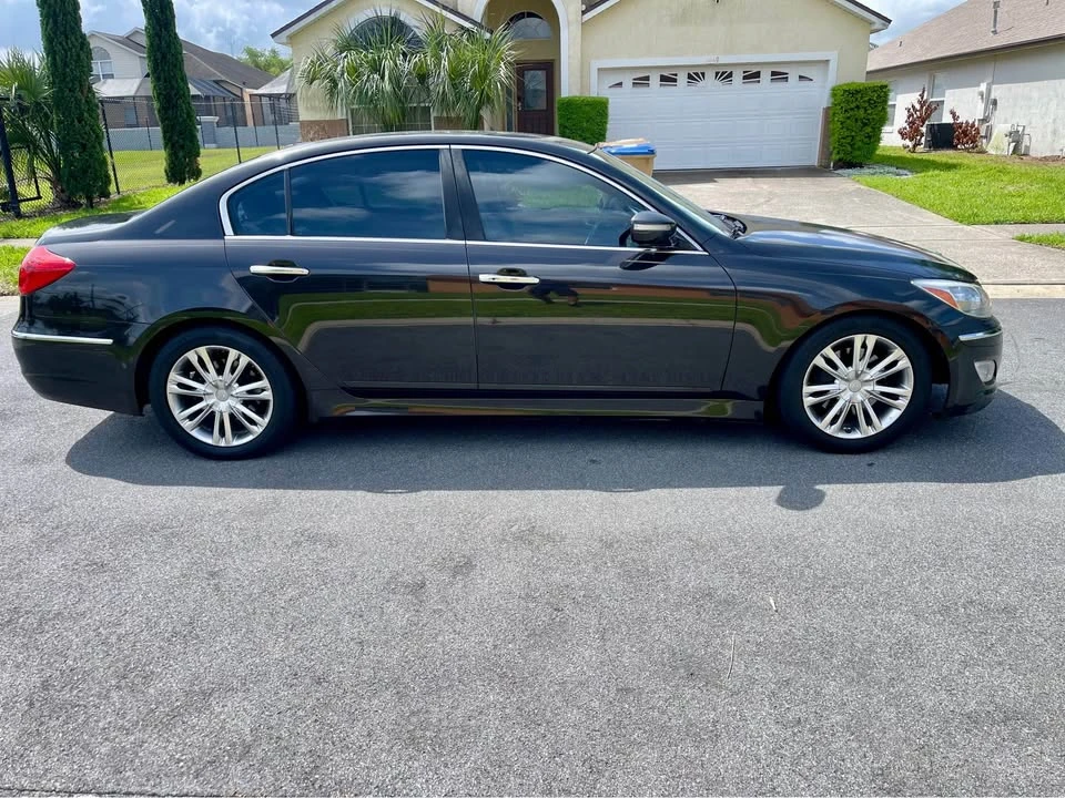 2014 Hyundai Genesis - Image 3 of 11