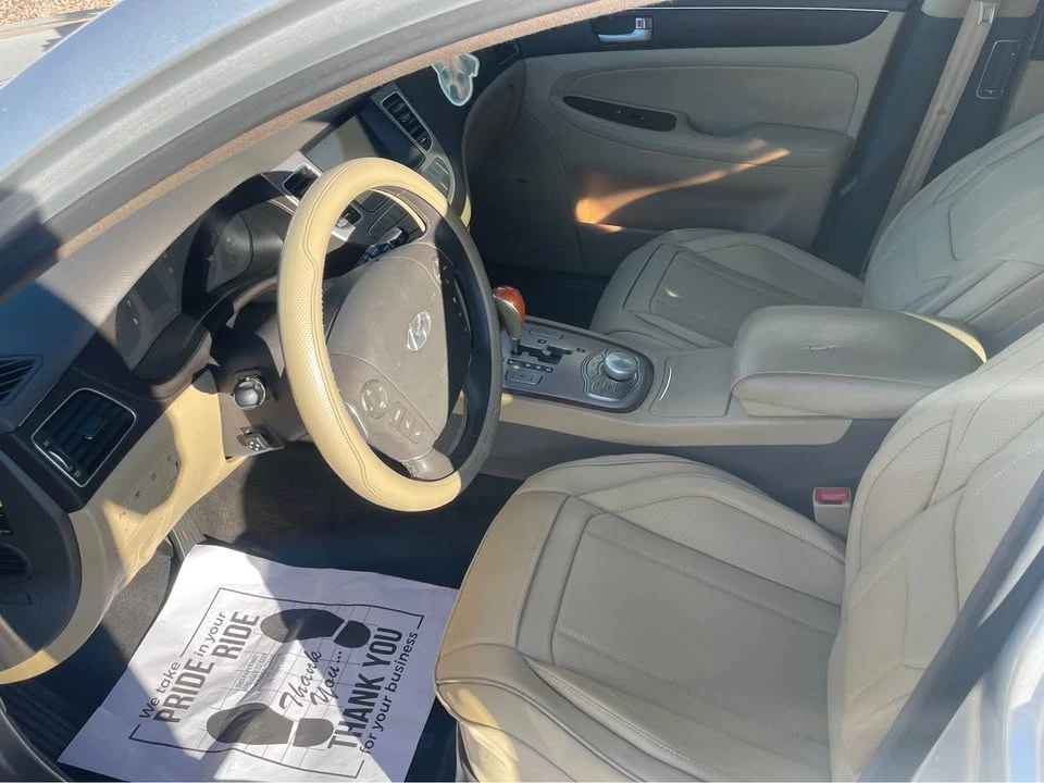 2014 Hyundai Genesis - Image 4 of 5