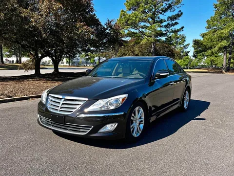 2014 Hyundai Genesis 3.8 Sedan