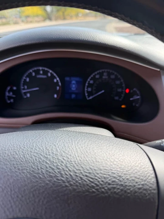 2014 Hyundai Genesis - Image 8 of 10