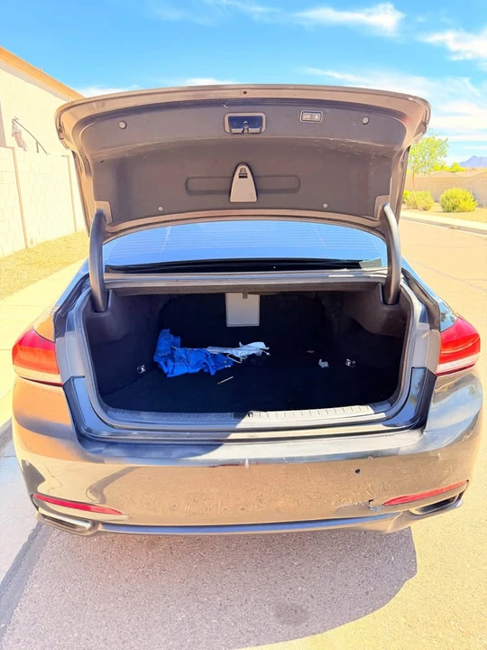 2014 Hyundai Genesis - Image 5 of 9