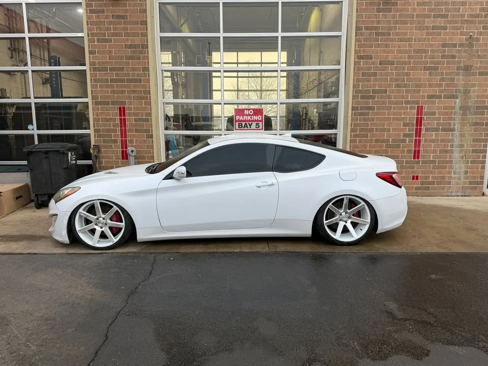 2014 Hyundai Genesis Coupe - Image 2 of 7