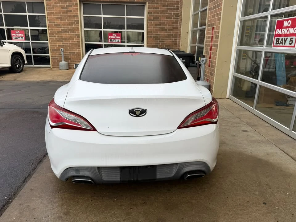 2014 Hyundai Genesis Coupe - Image 3 of 7