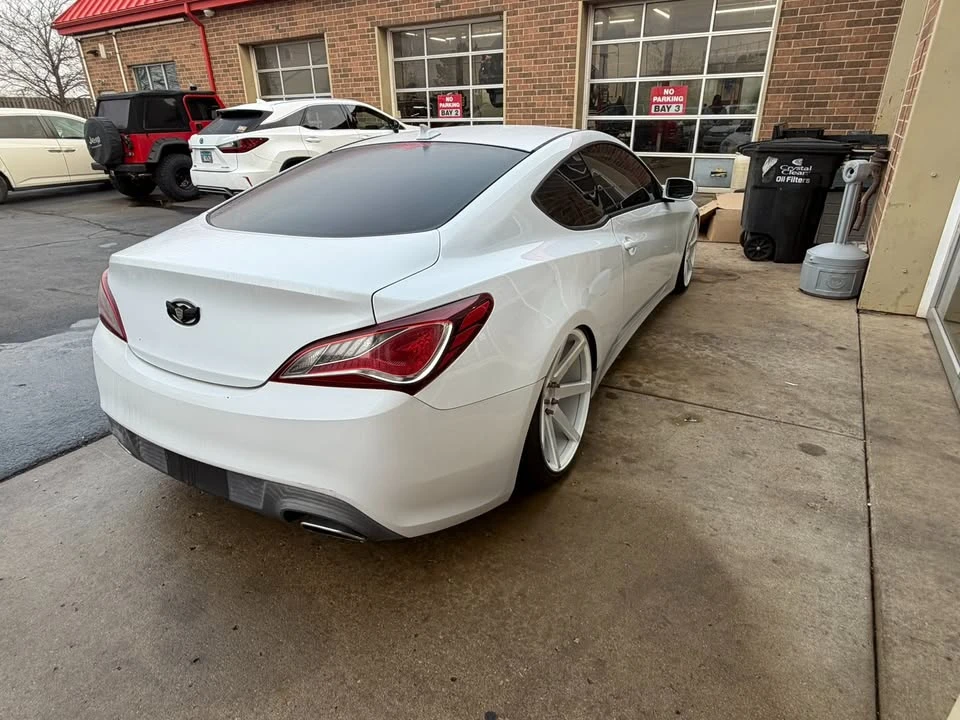 2014 Hyundai Genesis Coupe - Image 4 of 7