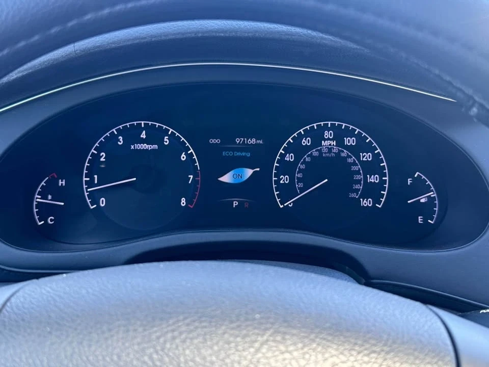 2014 Hyundai Genesis - Image 12 of 18