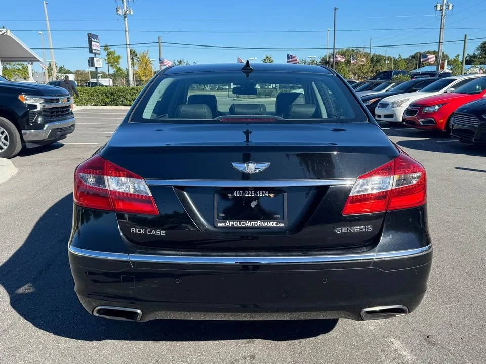 2014 Hyundai Genesis - Image 7 of 18