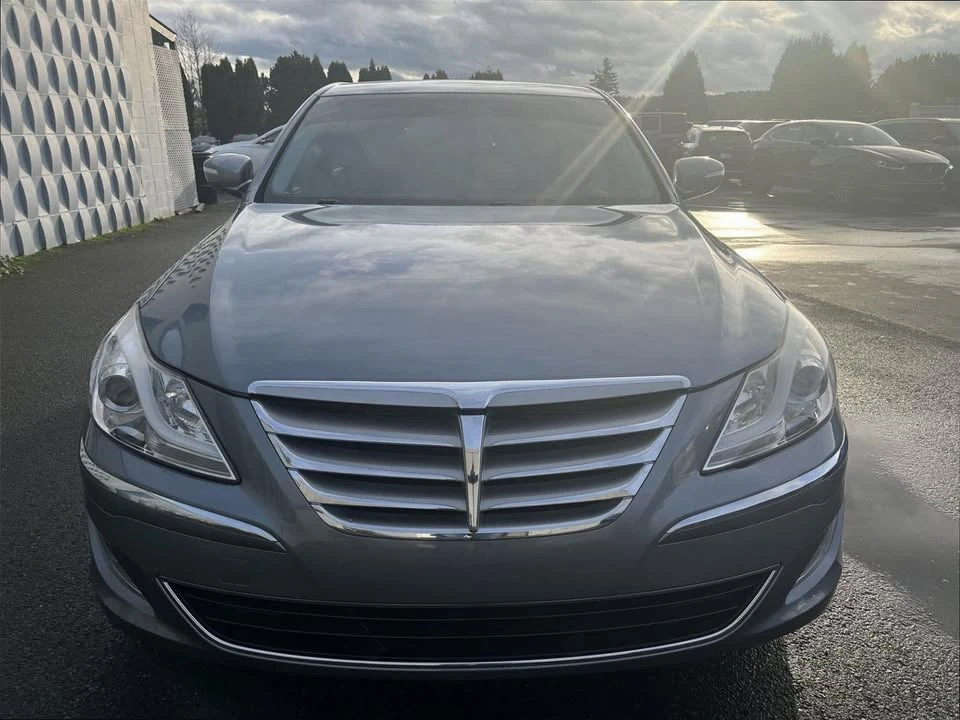 2014 Hyundai Genesis - Image 3 of 17