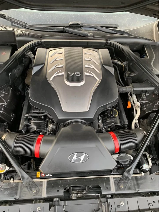 2014 Hyundai Genesis - Image 10 of 11