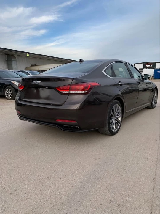 2014 Hyundai Genesis - Image 3 of 11