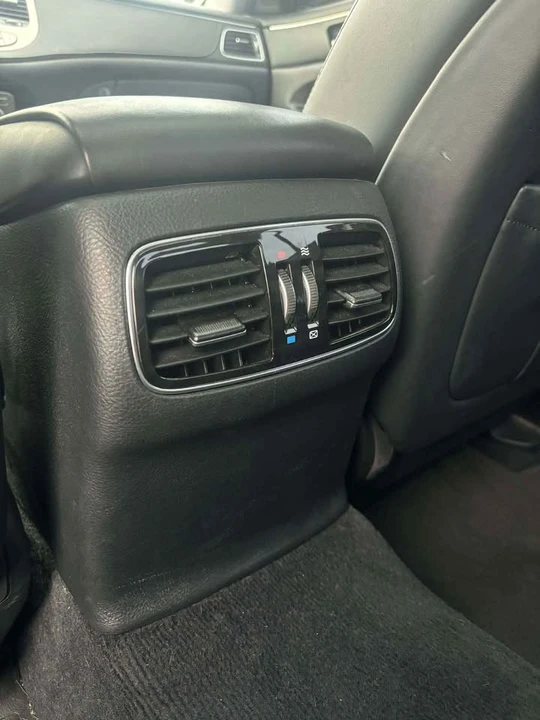 2014 Hyundai Genesis - Image 15 of 16