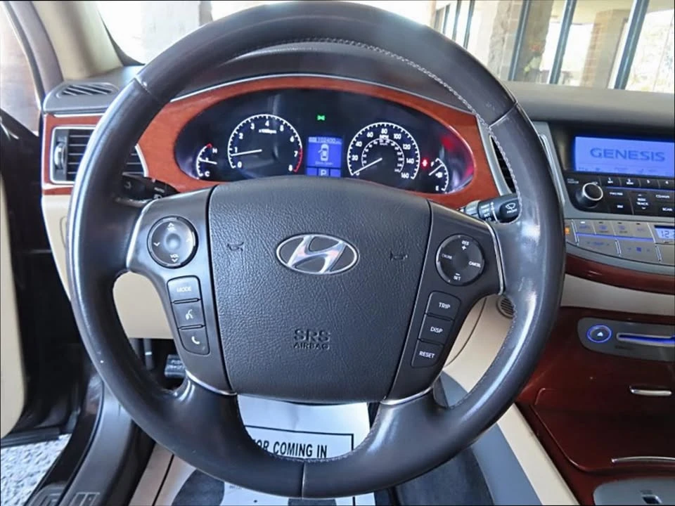 2014 Hyundai Genesis - Image 10 of 18