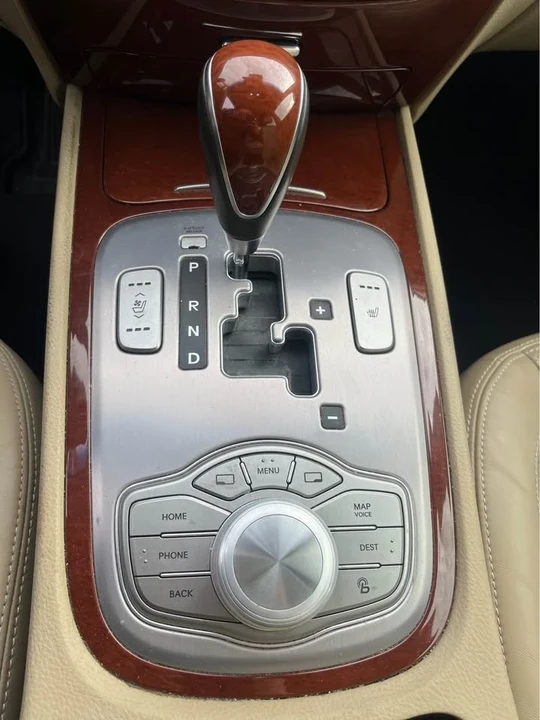 2014 Hyundai Genesis - Image 10 of 12