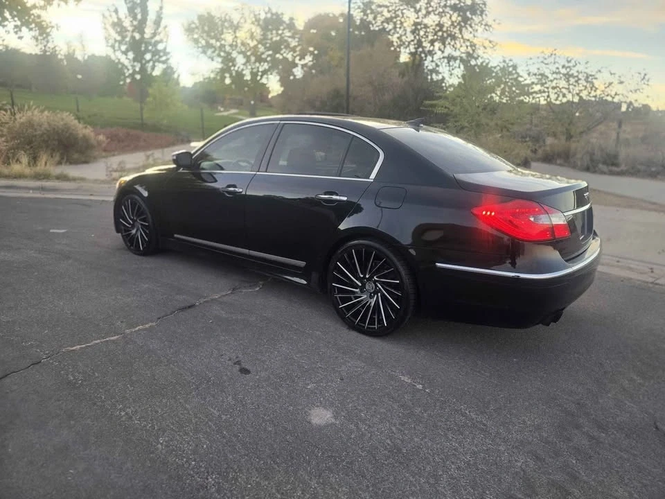 2014 Hyundai Genesis - Image 3 of 20