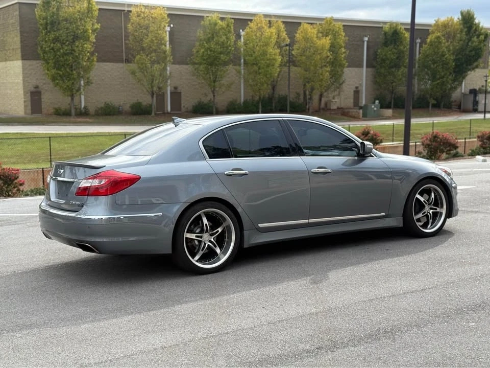 2014 Hyundai Genesis - Image 8 of 20