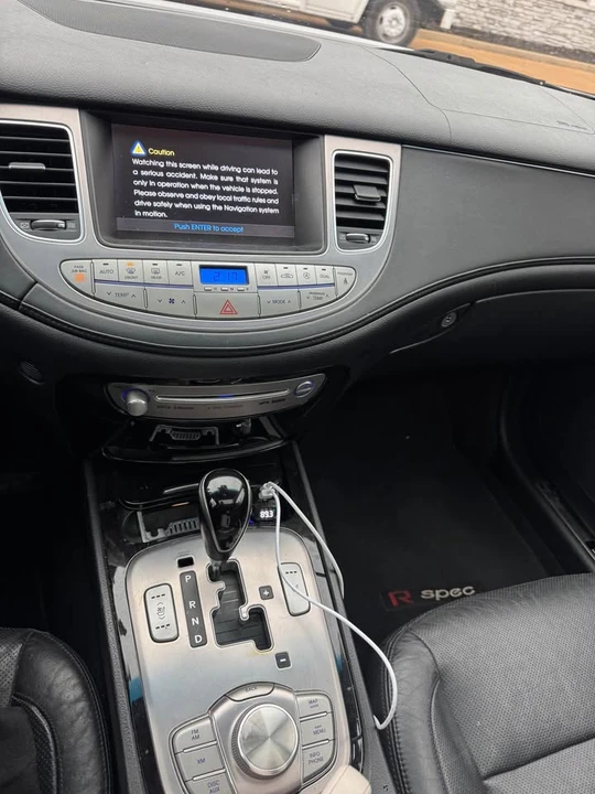 2014 Hyundai Genesis - Image 6 of 7