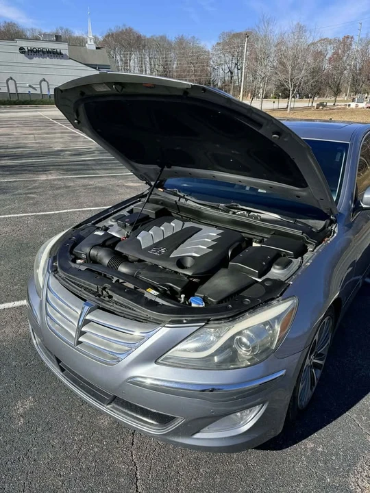 2014 Hyundai Genesis - Image 9 of 9