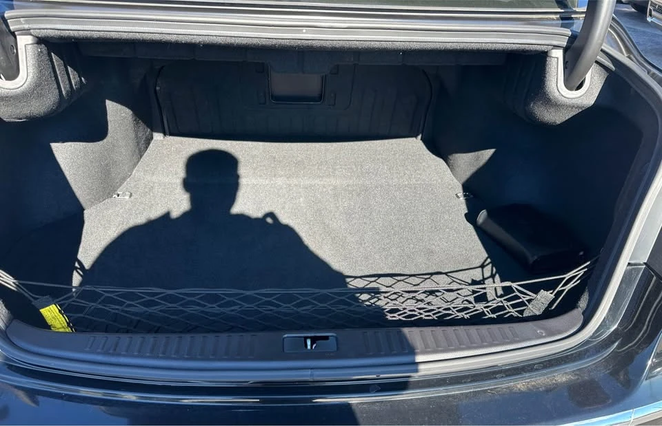 2014 Hyundai Genesis - Image 10 of 20