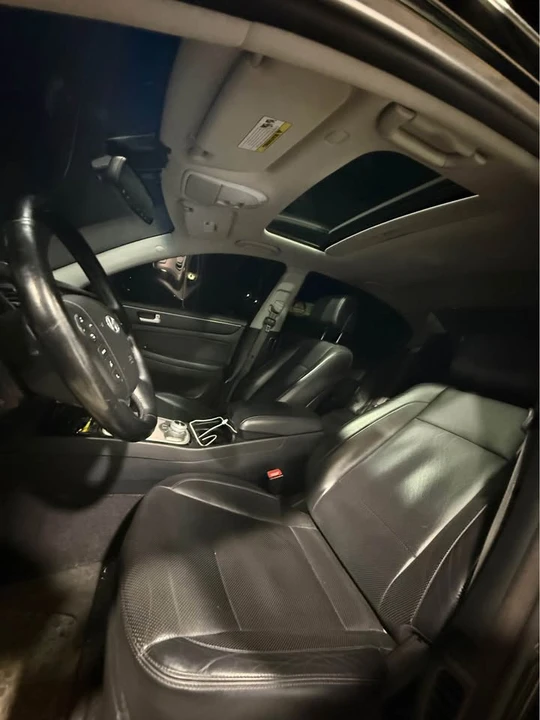 2014 Hyundai Genesis - Image 4 of 5