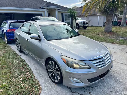 2014 Hyundai Genesis 5.0 R-Spec Sedan