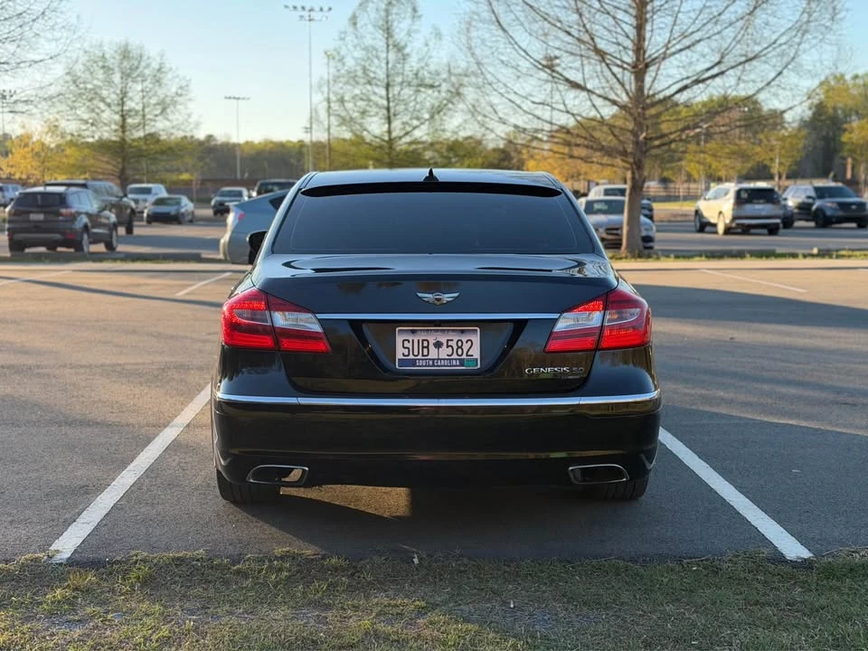 2014 Hyundai Genesis - Image 5 of 19