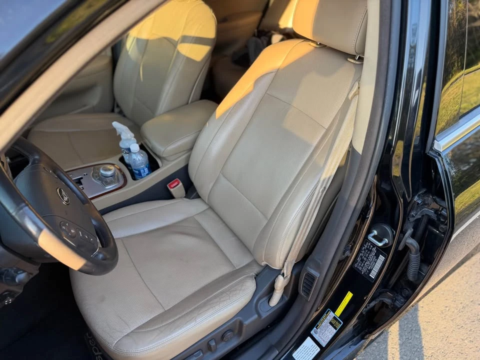 2014 Hyundai Genesis - Image 11 of 19