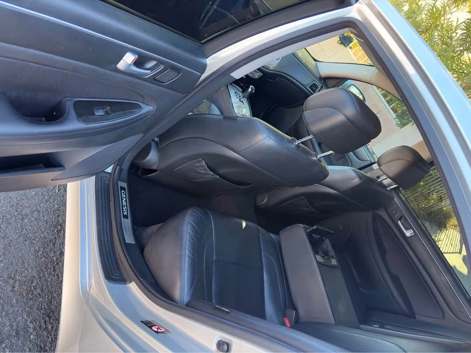 2014 Hyundai Genesis - Image 7 of 7