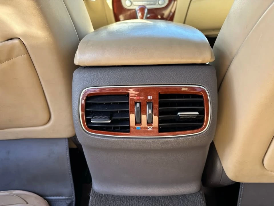 2014 Hyundai Genesis - Image 10 of 13