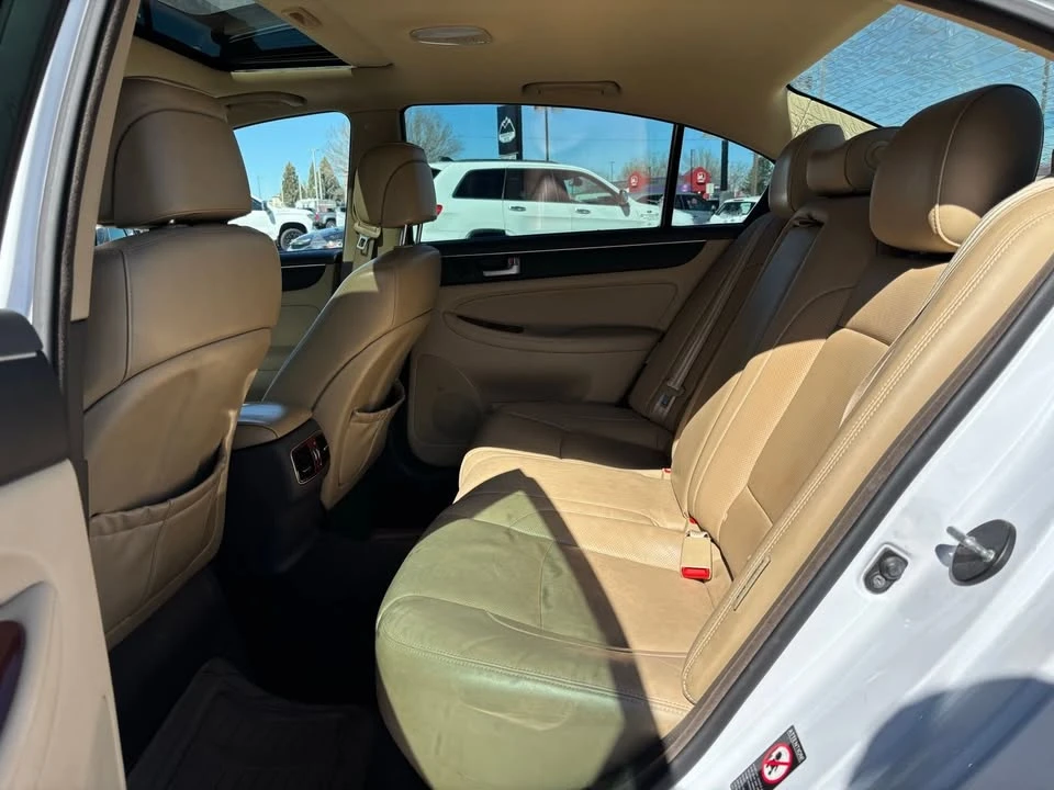 2014 Hyundai Genesis - Image 9 of 13