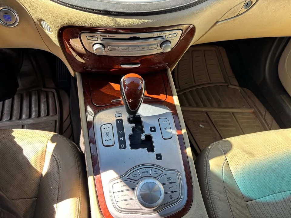 2014 Hyundai Genesis - Image 8 of 13