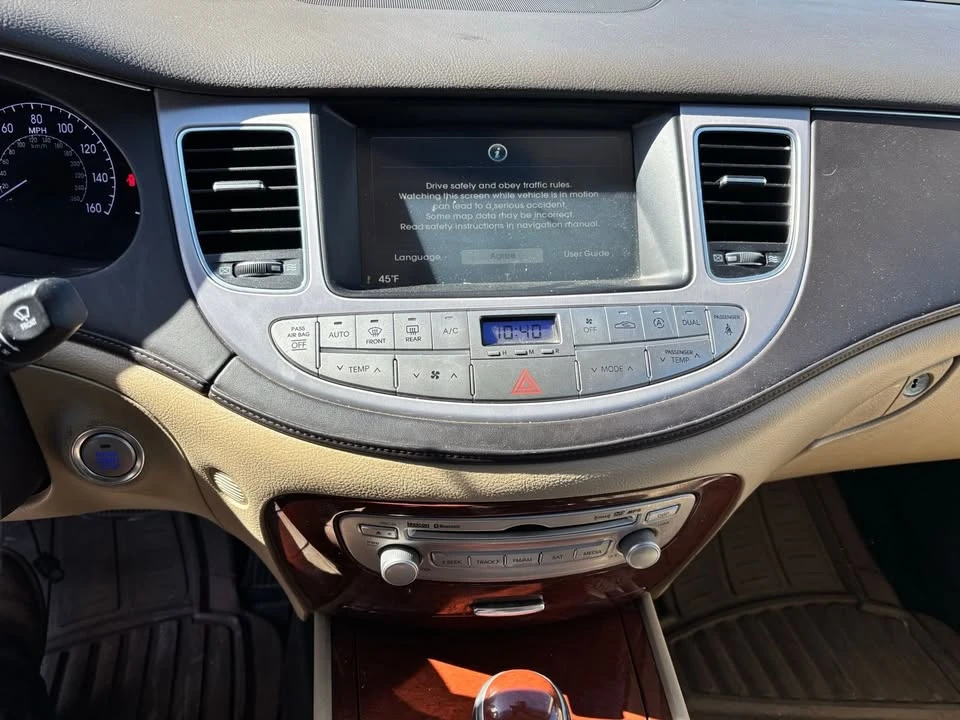 2014 Hyundai Genesis - Image 7 of 13