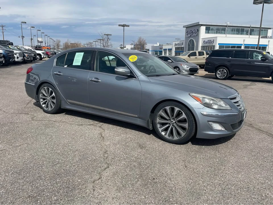 2014 Hyundai Genesis - Image 3 of 15