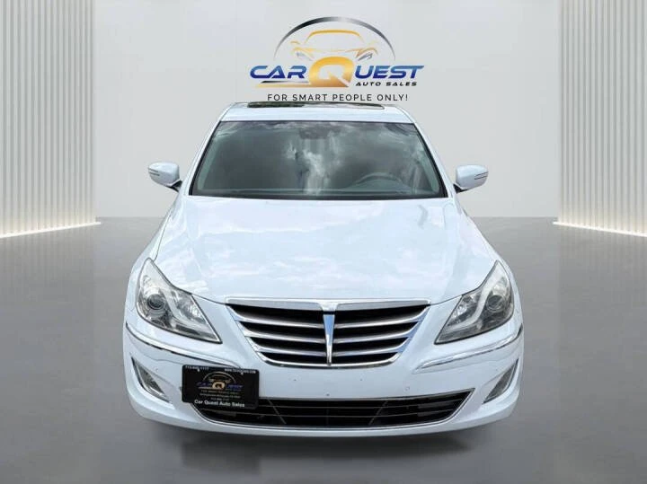 2014 Hyundai Genesis - Image 2 of 18