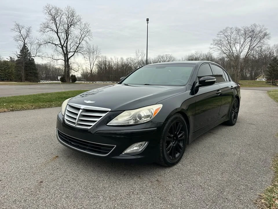 2014 Hyundai Genesis - Image 3 of 16