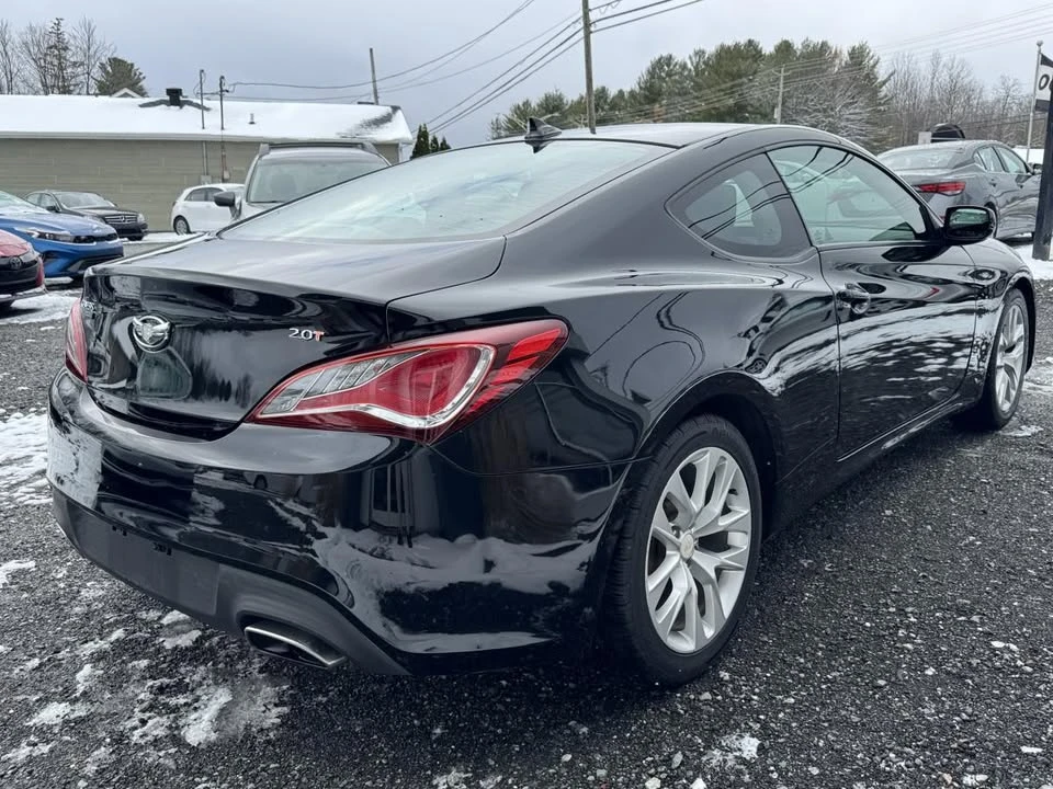 2014 Hyundai Genesis - Image 7 of 20