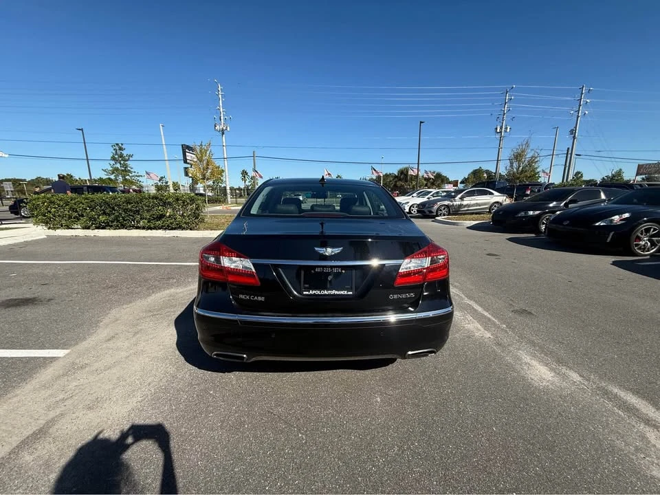 2014 Hyundai Genesis - Image 5 of 18