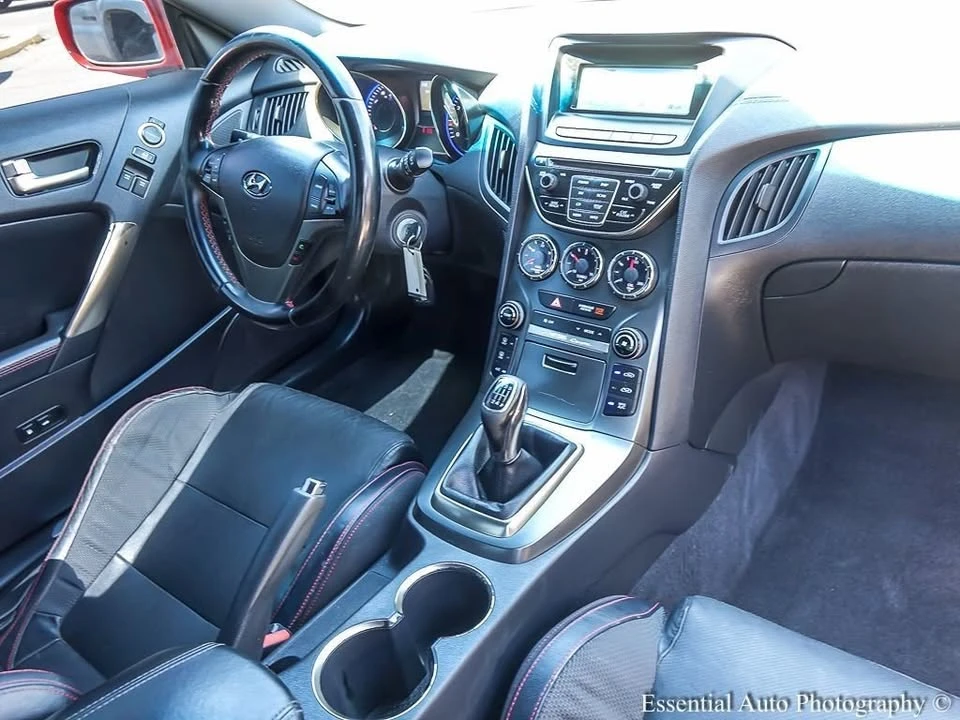 2014 Hyundai Genesis Coupe - Image 19 of 20