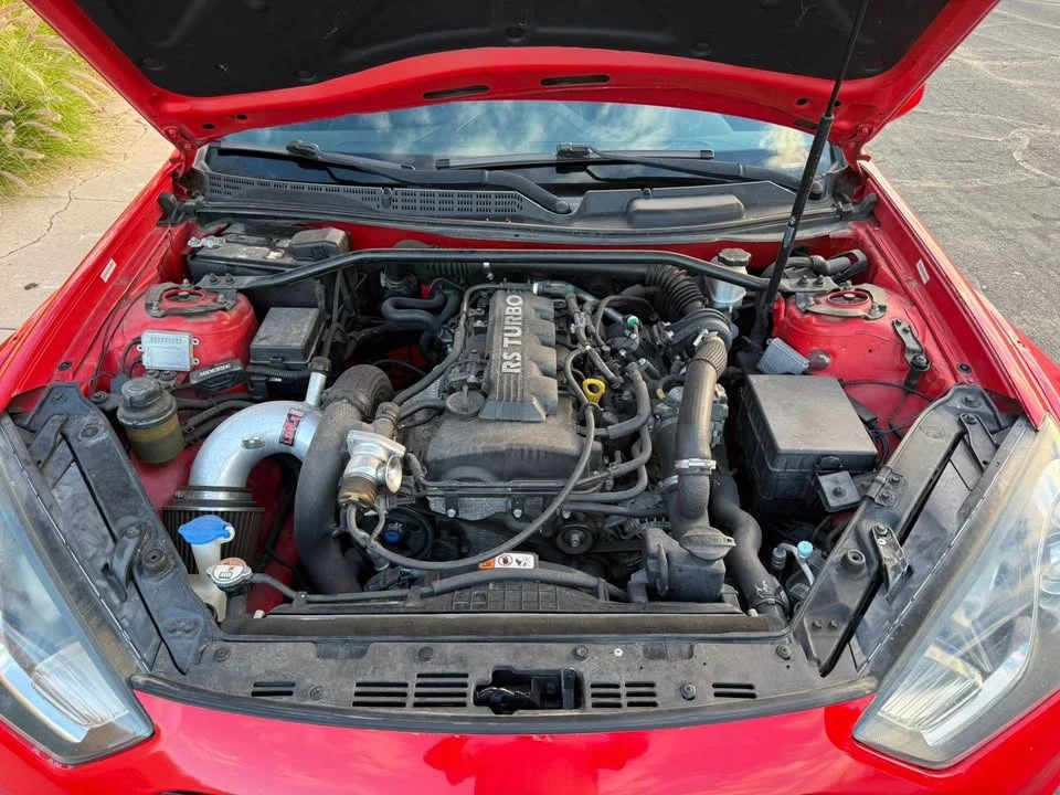 2014 Hyundai Genesis Coupe - Image 9 of 11