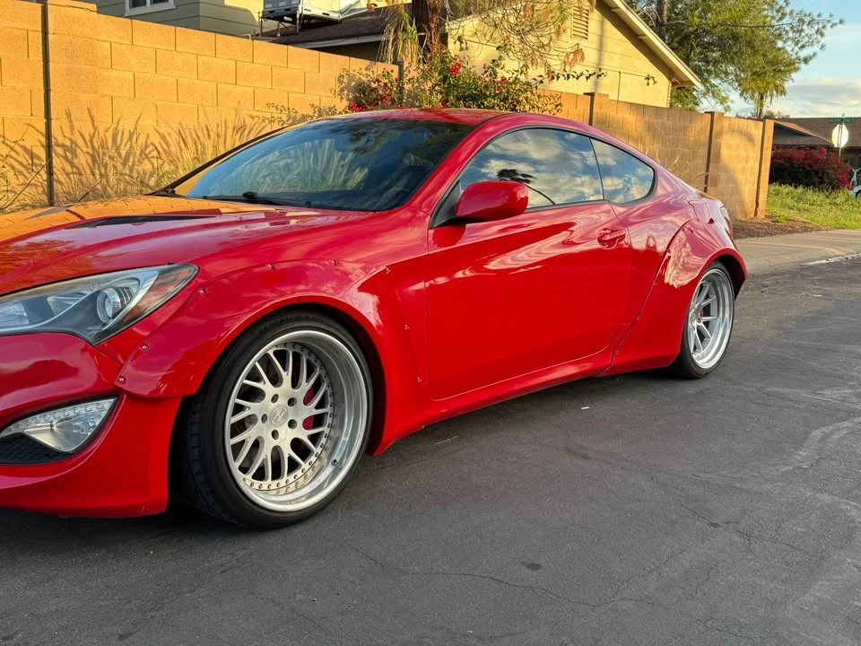 2014 Hyundai Genesis Coupe - Image 2 of 11