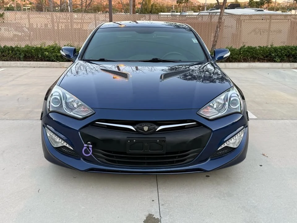 2014 Hyundai Genesis Coupe - Image 2 of 20
