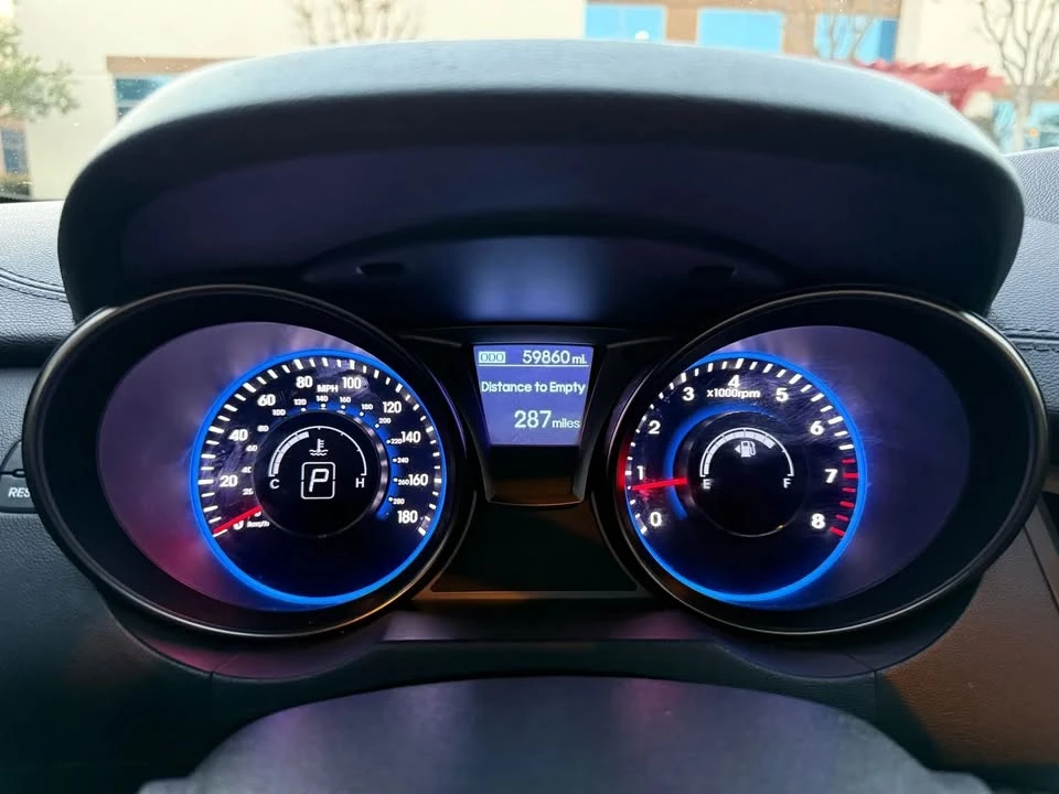 2014 Hyundai Genesis Coupe - Image 16 of 20