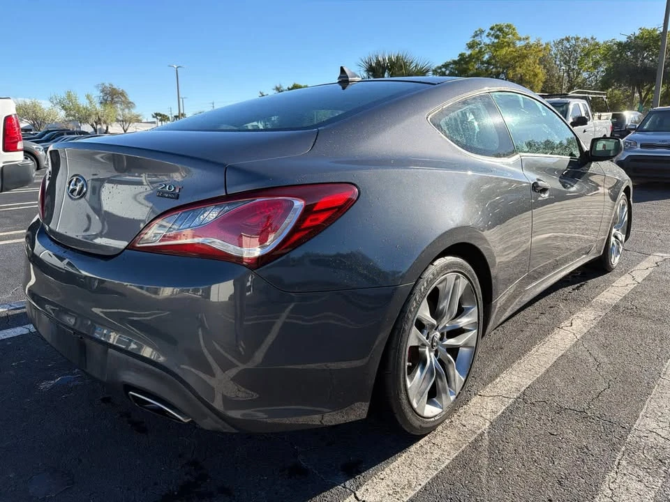 2014 Hyundai Genesis Coupe - Image 7 of 18