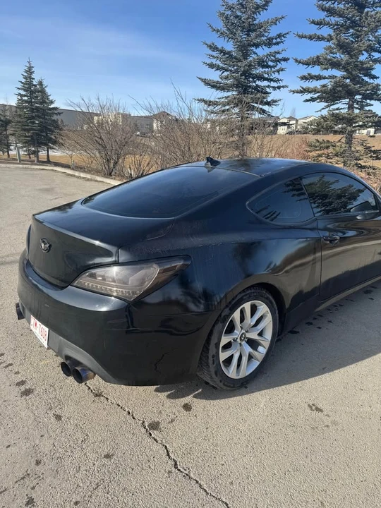 2014 Hyundai Genesis Coupe - Image 8 of 13