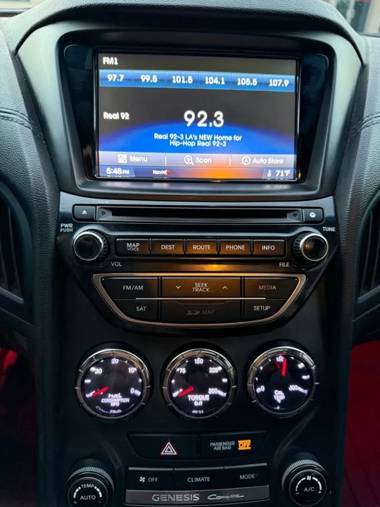 2014 Hyundai Genesis Coupe - Image 17 of 20